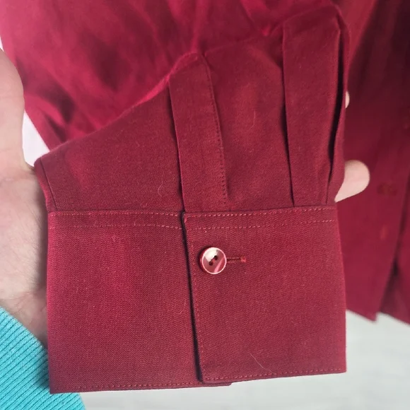 Coldwater Creek Men's Deep Red Button Down Shirt - Picture 3 of 5